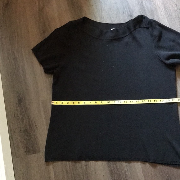 Sag Harbor Black Short Sleeve Top - Picture 5 of 6